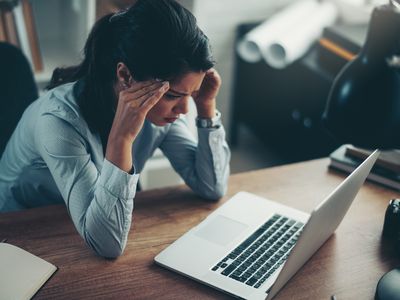 Business woman experiencing anxiety