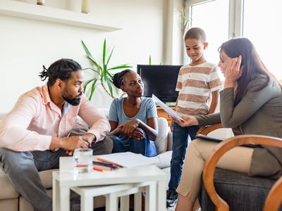 Family on a mental health therapy session