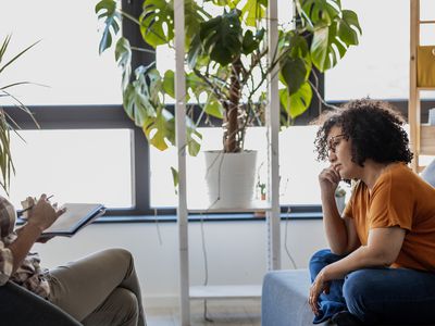 patient talking to their therapist